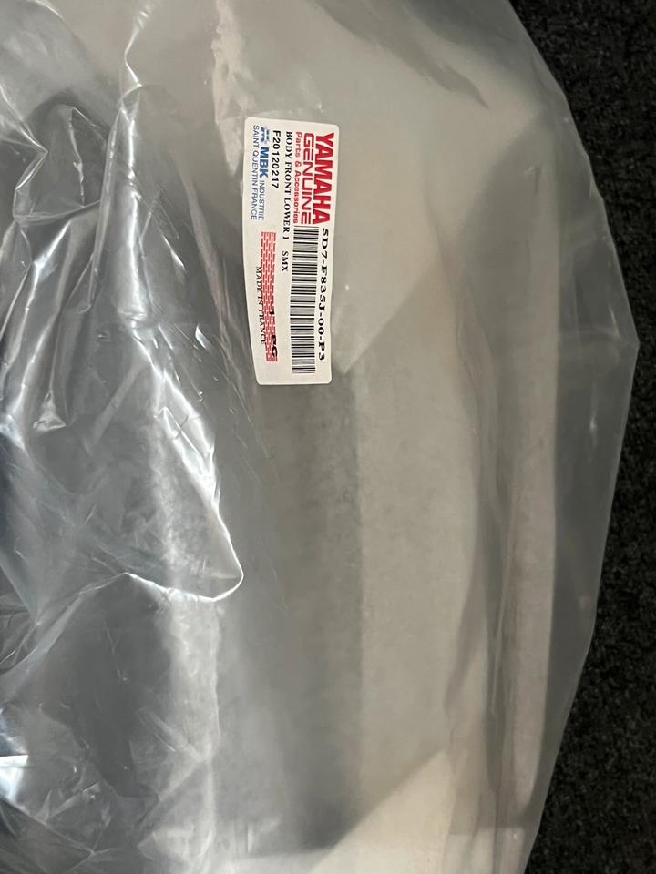 Yamaha YZF 125 Verkleidung neu 5D7-F835J-00-P3