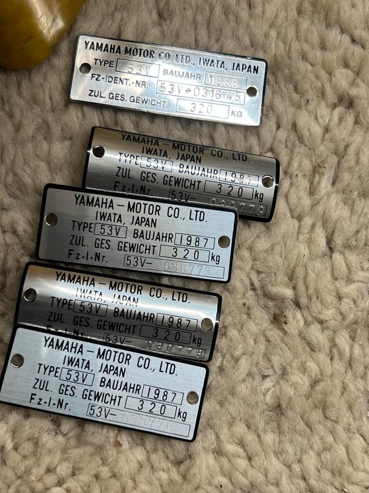 Yamaha DT 80. Typenschilder neu Orginal 8€