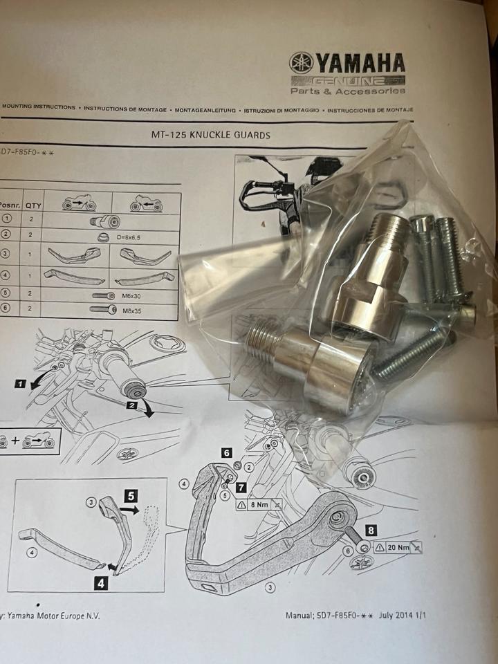Yamaha MT 125 Hand guards 5D7-F85F0-00-P0 neu