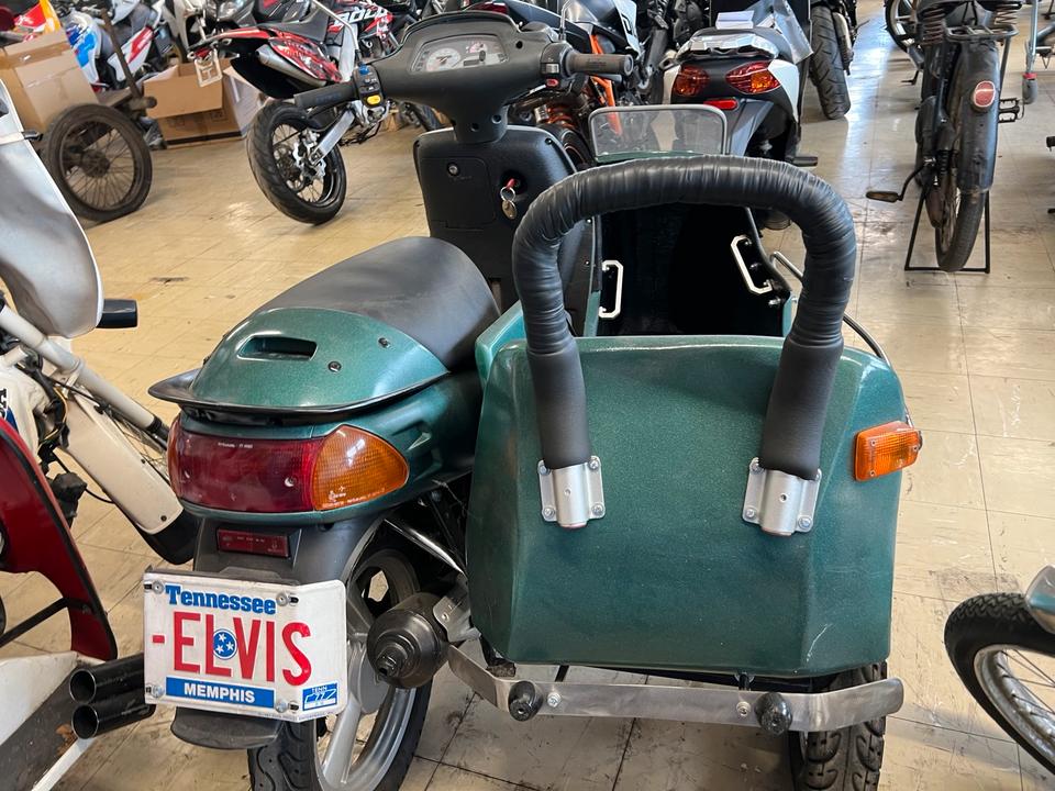 Malaguti Roller Gespann 1600€