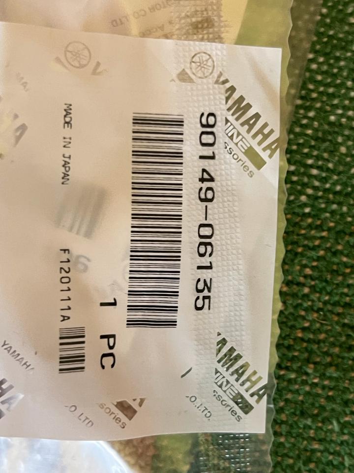 Yamaha FZ6 FZ1 90149-06135 Schraube 2€