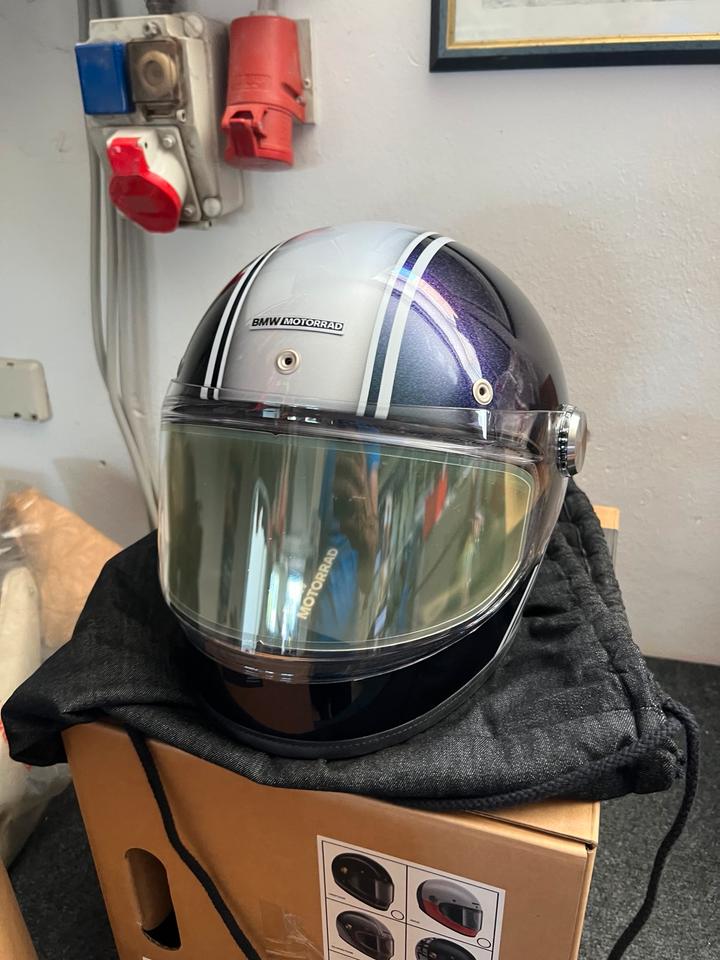 BMW Motorrad Helm Größe S 55/56 mit getöntem Visier