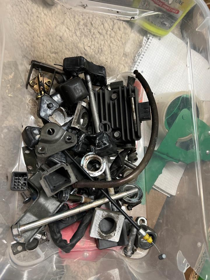 Kawasaki Z 1000 200–2006 Schrauben Satz teile