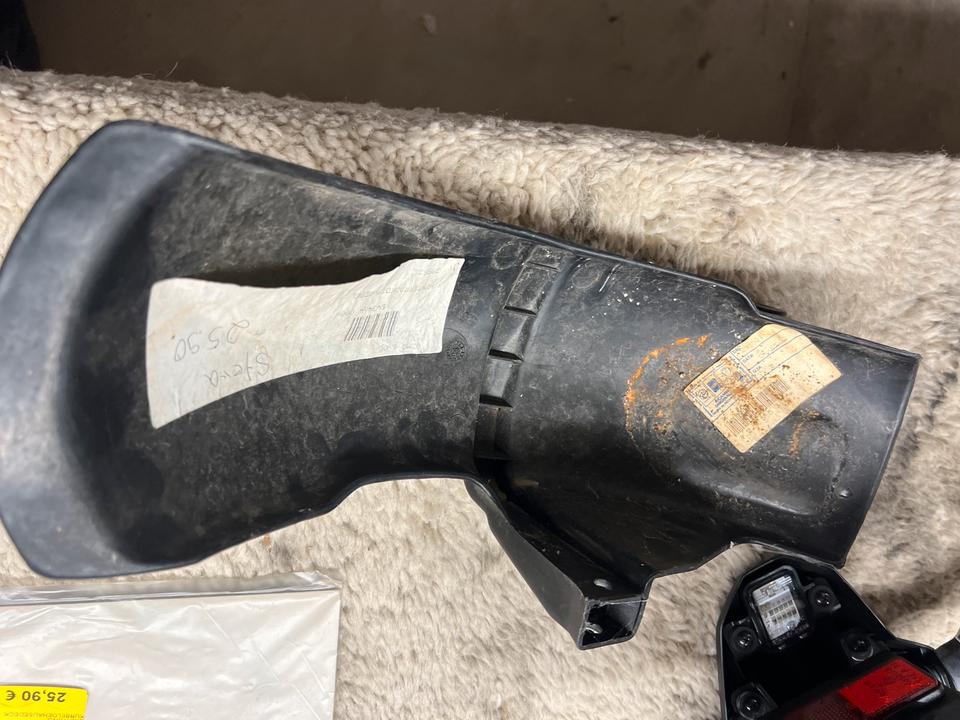 Piaggio sfera kotflügl hinten 295531 neu 10€