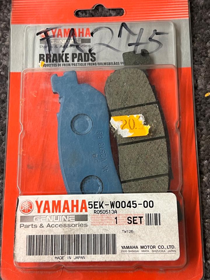 Yamaha TW 125 Bremsbeläge vorne 5ЕК-W0045-00