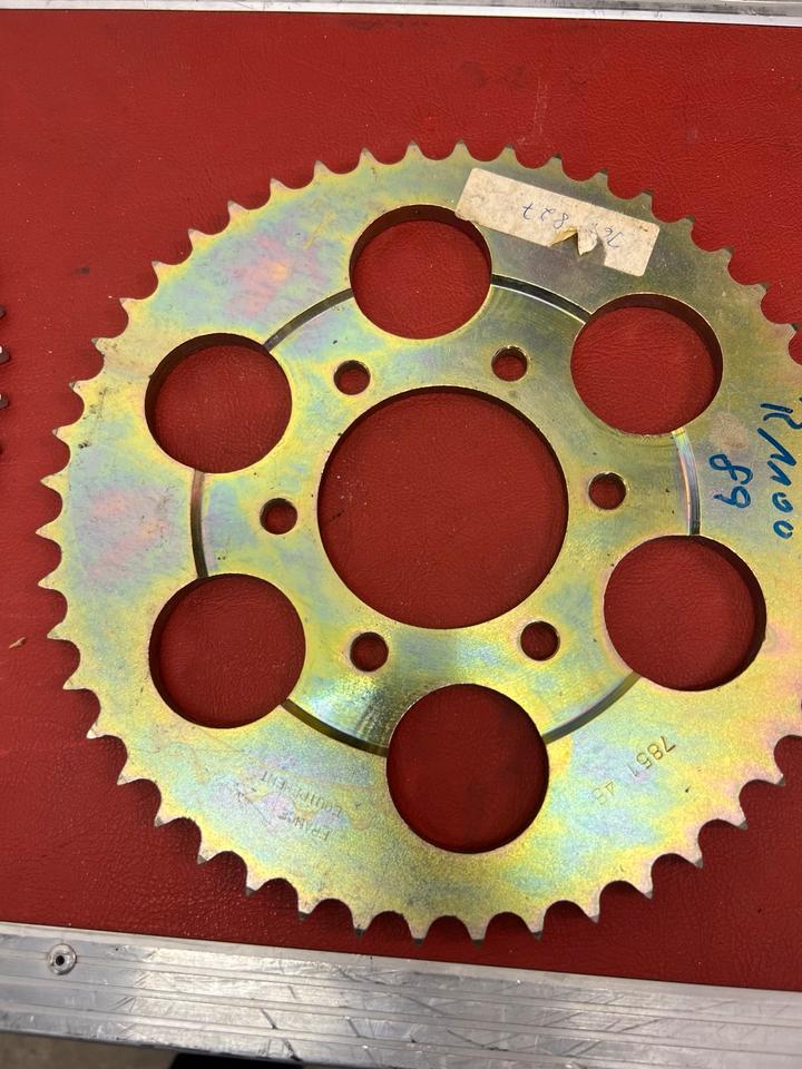 Suzuki GSXR 1100 1989 kettenrad neu 20€
