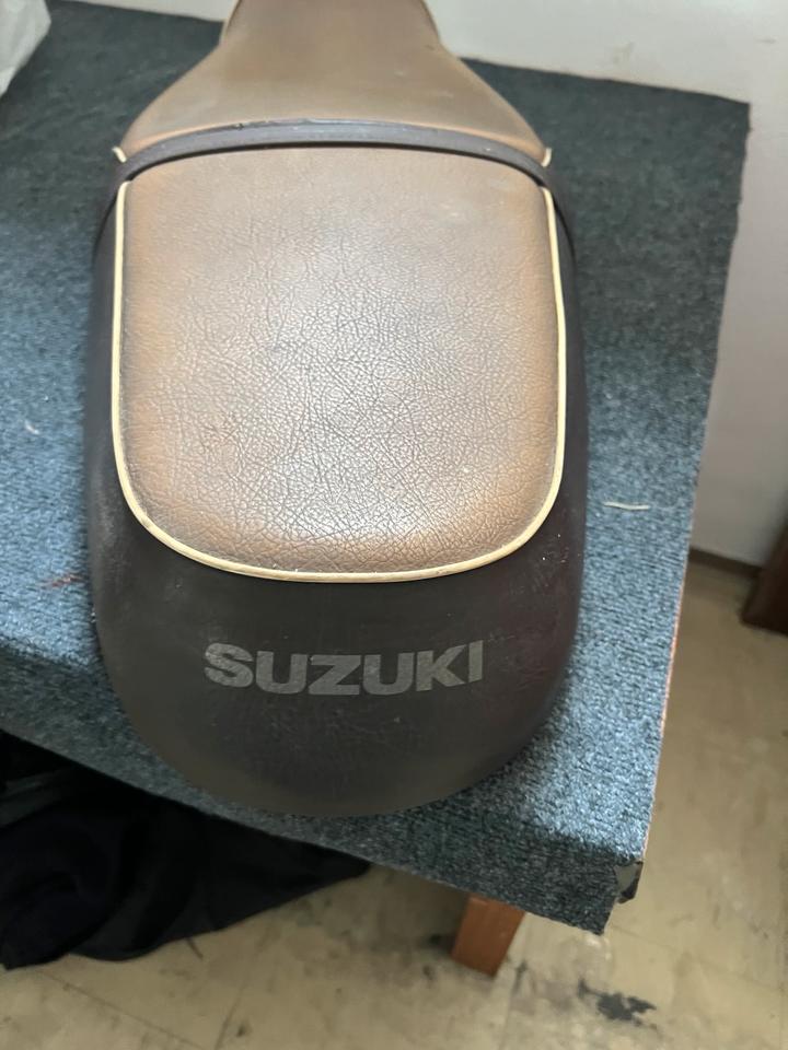 Suzuki TU125 X Sitzbank 50€