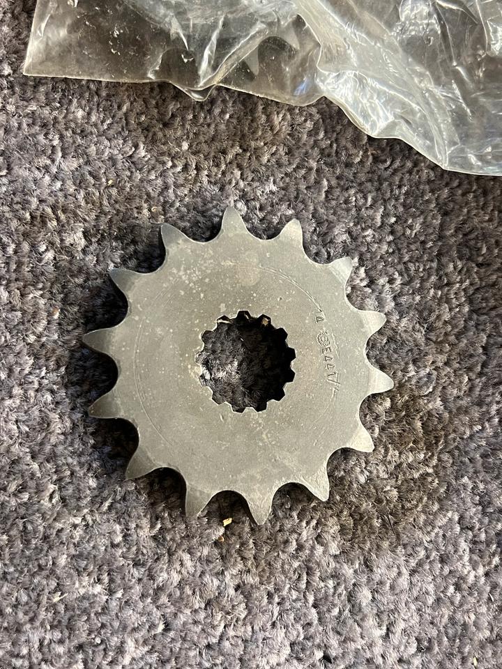 Bandit Suzuki 1200 ritzel 10€