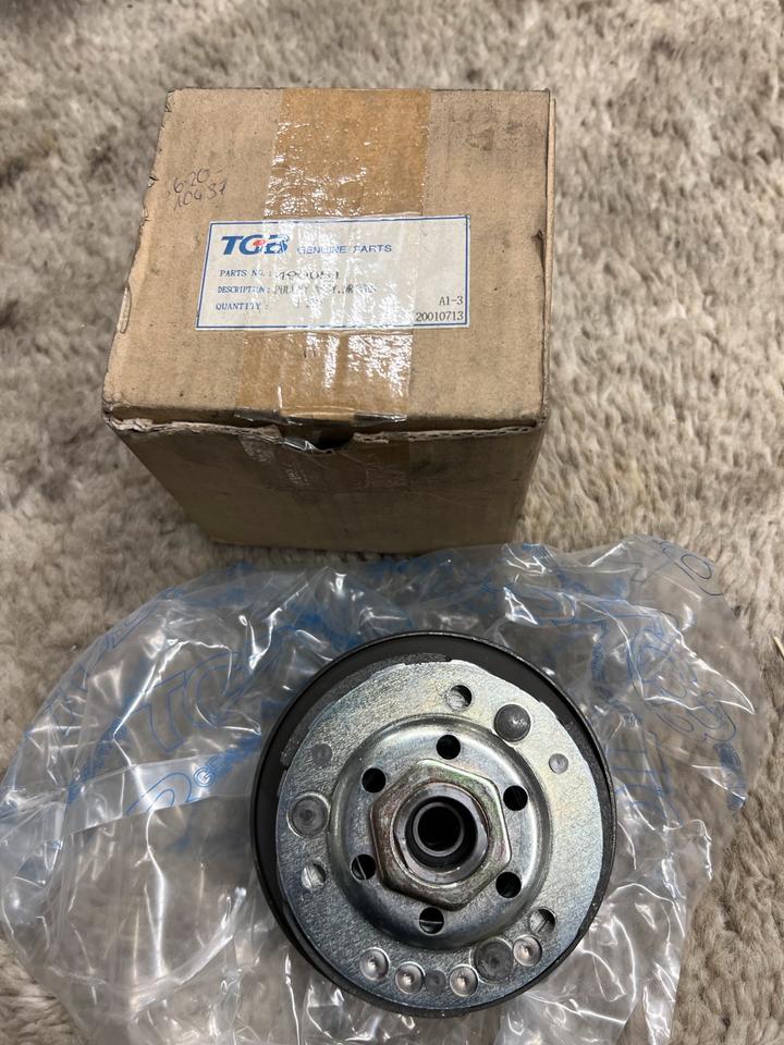TGP Roller Kupplung neu tgp 490051 pulley assy. Driven