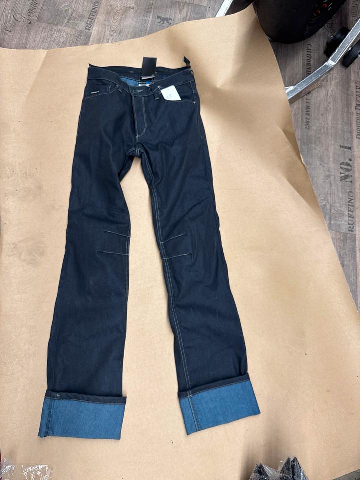 5x Dunkelblaue Herrenjeans BMW Motorrad 76 12 8 568 149