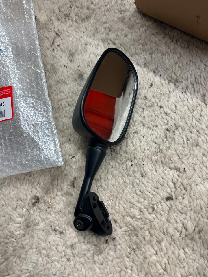 Honda cbr 900 sc44 Fire Blade Spiegel rechts 88110-MCJ-013