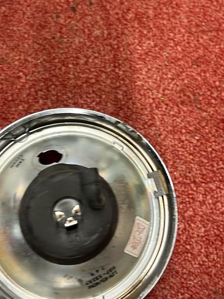 Suzuki GN 125 Scheinwerfer komplett Lampe 38€