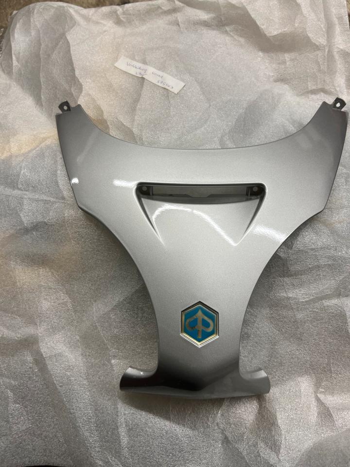 Piaggio X 9 Verkleidung piaggio 575563 x9 125-500 40€