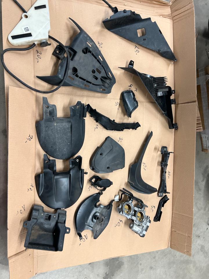 Aprilia rs 660 tuono 660 Verkleidungsteile ab 10€