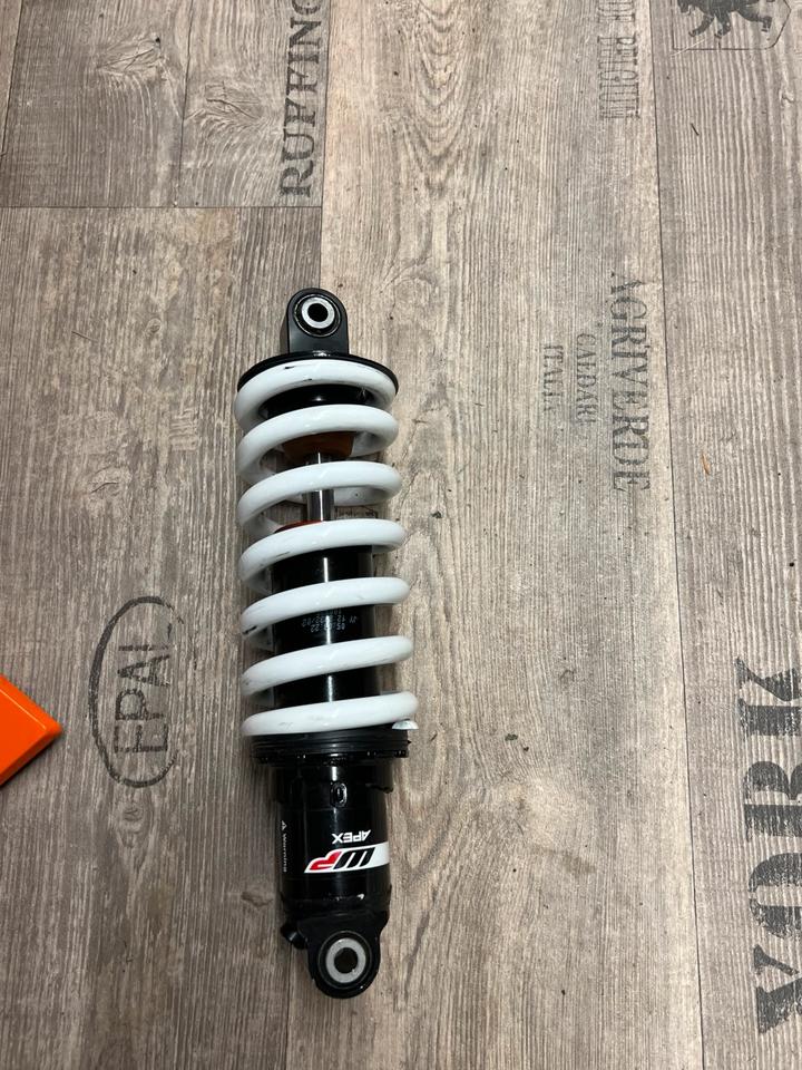 Ktm rc 125 2022 Stoßdämpfer hinten neuwertig 200€