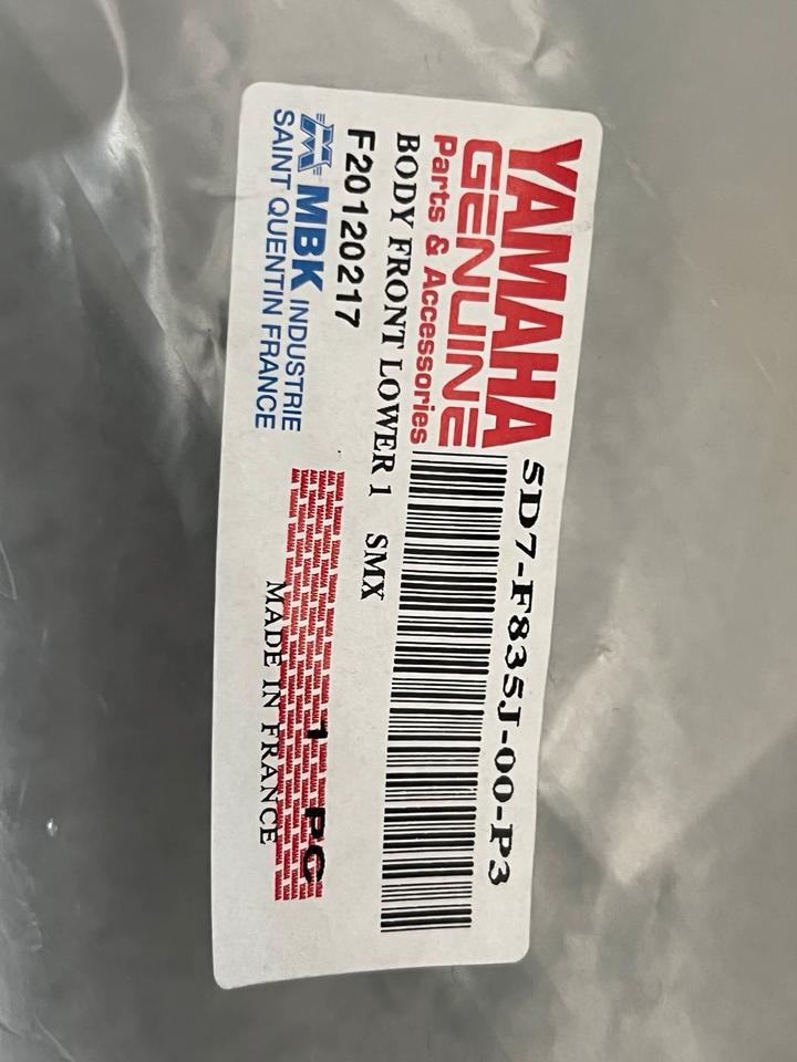 Yamaha YZF 125 Verkleidung neu 5D7-F835J-00-P3