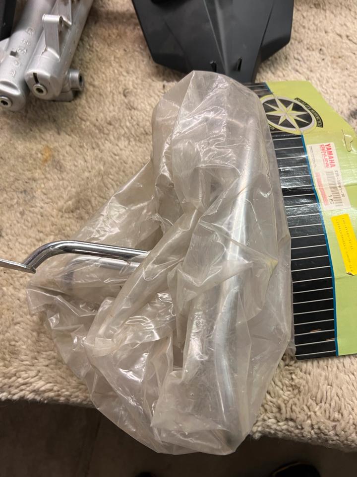 Yamaha XVS 650 Gepäckträger Chrom neu 60€