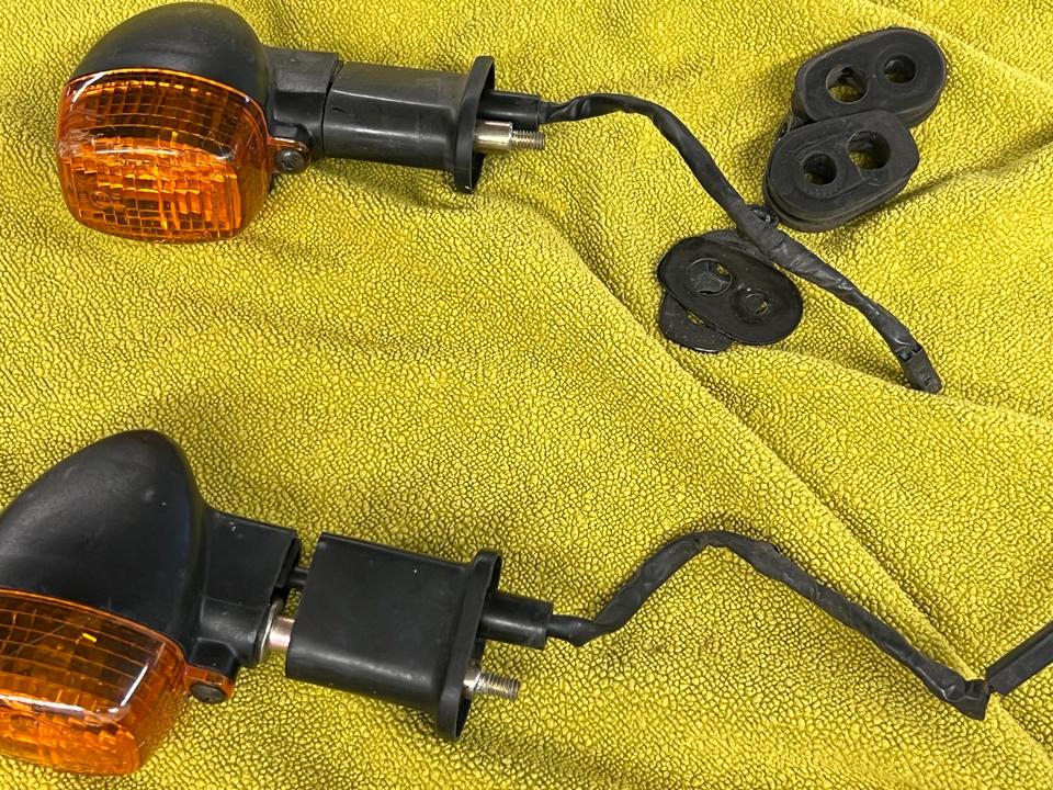 Kawasaki Z 1000 2004 2005 Blinker vorne links rechts 30€ zusammen