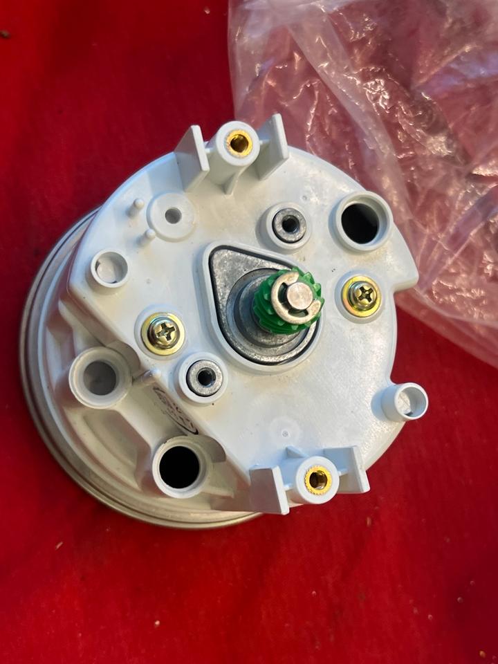 Suzuki LS 650 Tacho 34110-24B40