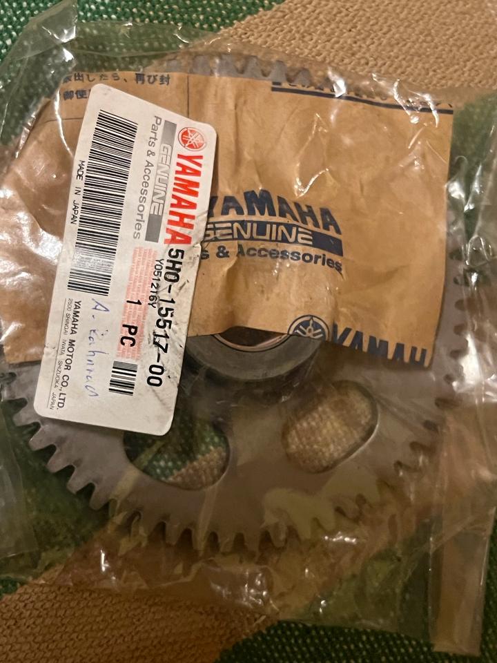 Yamaha TW 125 Zwischenrad 5H0-15517-00 neu