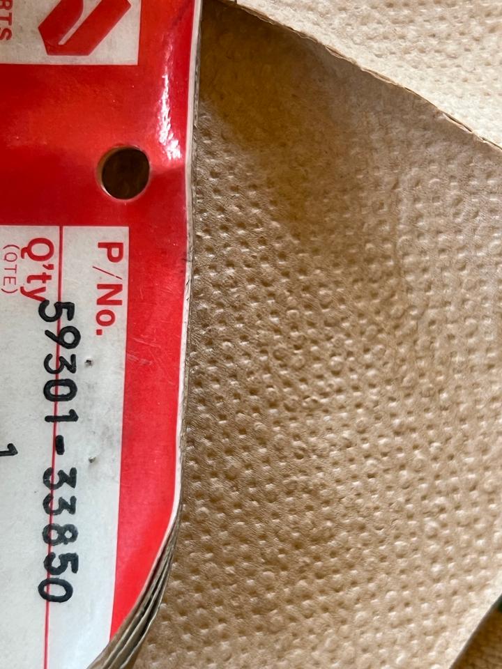 Suzuki SV 650 S Bremsbeläge 59301-33850 NOS