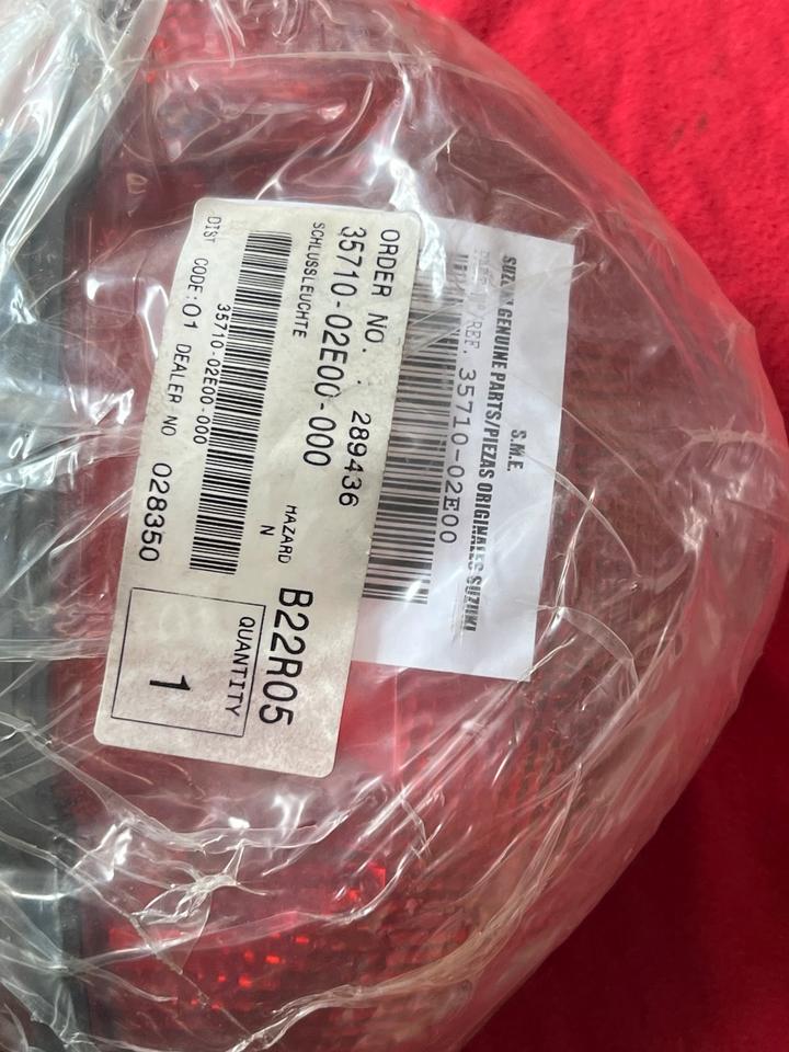 Suzuki AY 50 Katana Rücklicht 35710-02E00-000 neu