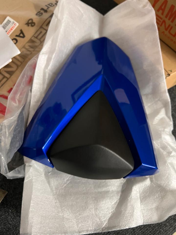 Yamaha R 3 R25 Soziussitz Abdeckung neu 1WD-F47F0-00
