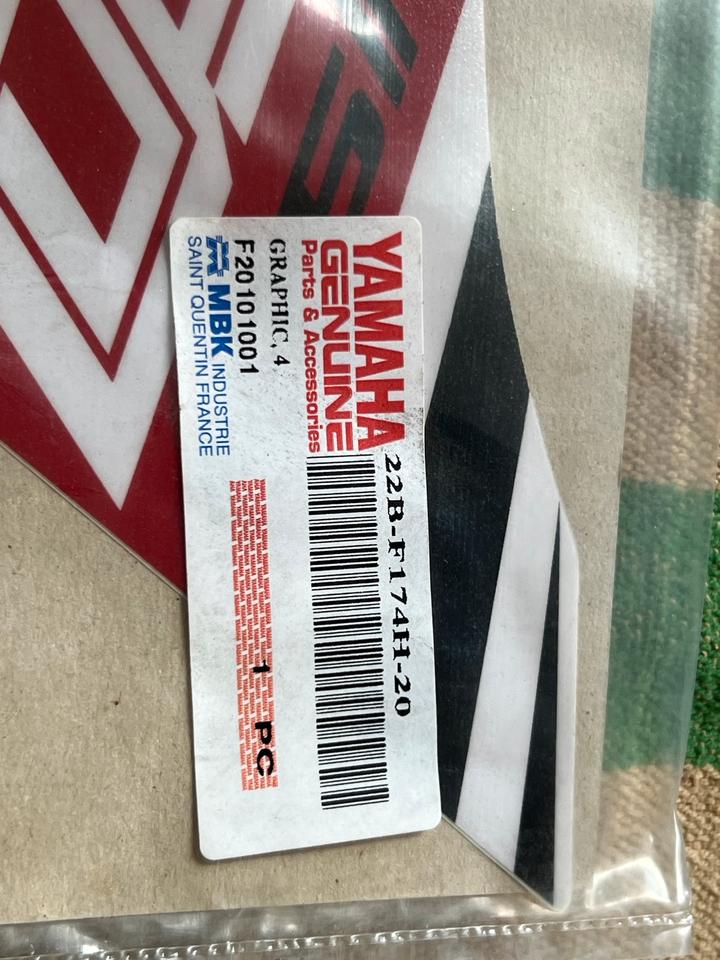 YAMAHA WR 125 Aufkleber 22B-517413-20