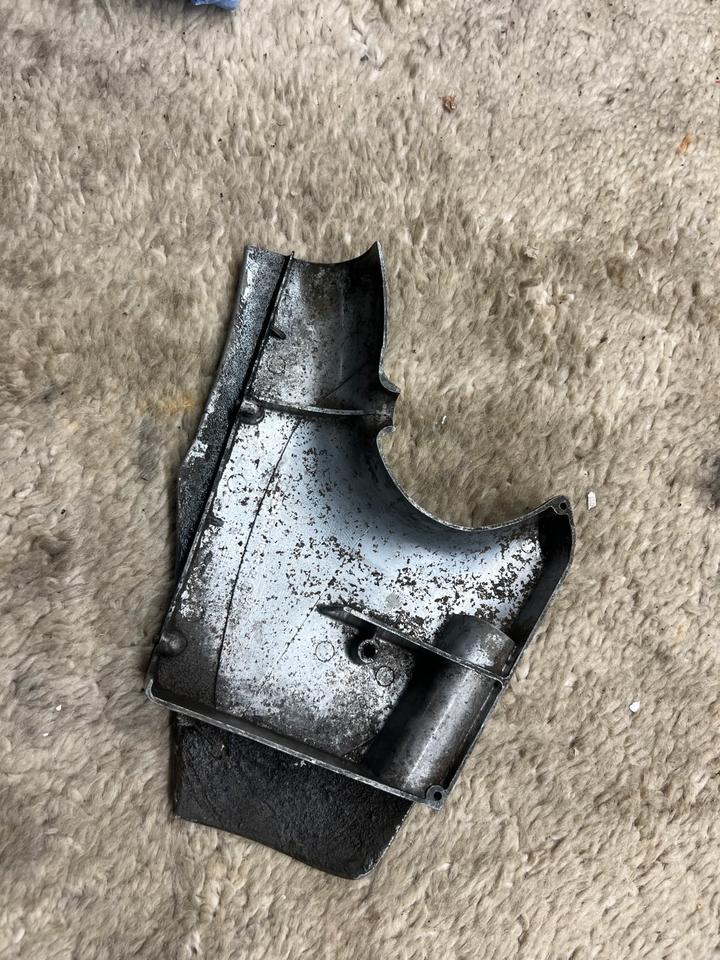 Dkw RT 175 vergaser Abdeckung rechts top Zustand 60€