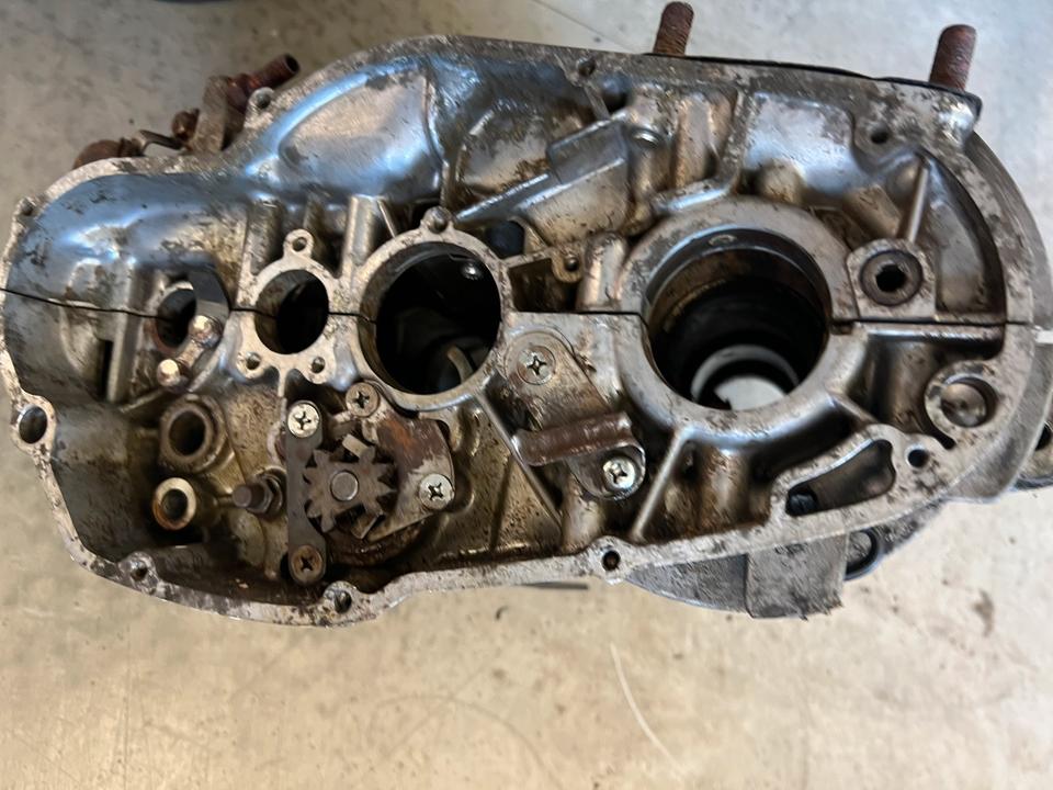 Suzuki GT 380 Motor 150€