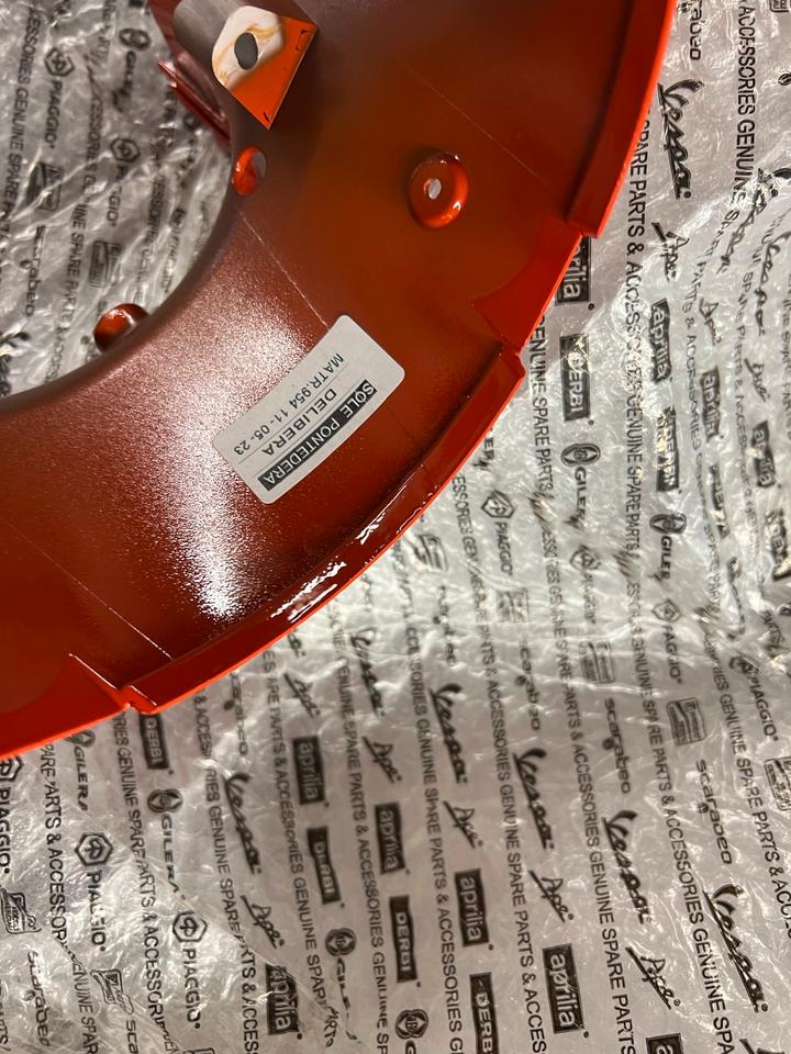 Vespa GTS 125 E5 Super 1B011175000A11Sport-Super Tech Verkleidung