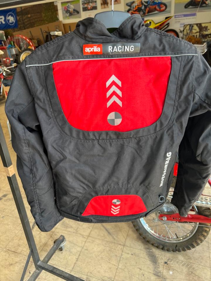 Aprilia Airbag Weste Jacke gr M neu 240€