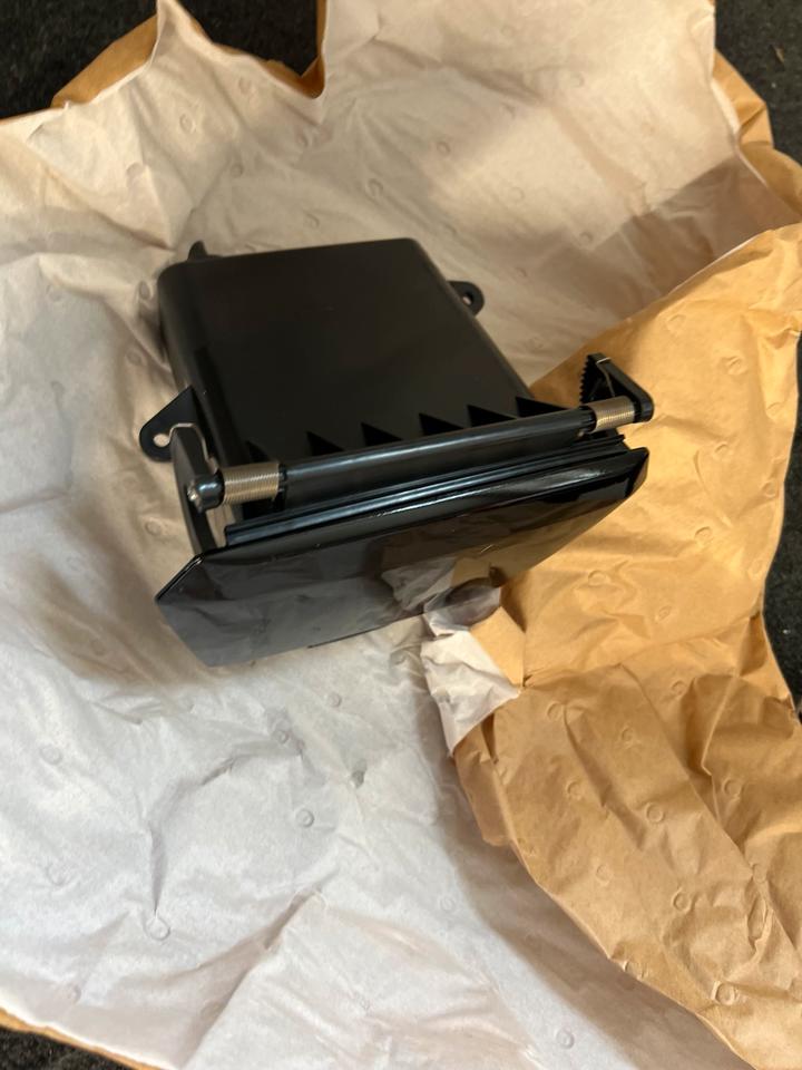 Yamaha FJR 1300 Gepäckfach Box 3P6- 2830N-00-P7 Handschuh Fach