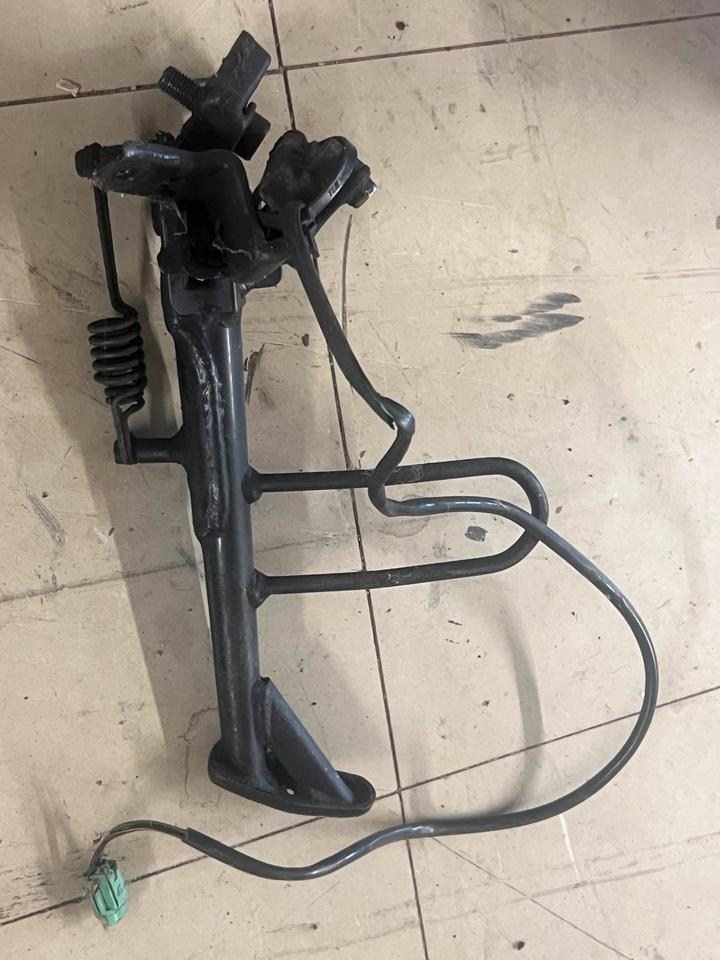Suzuki TL1000R seitenständer 30€