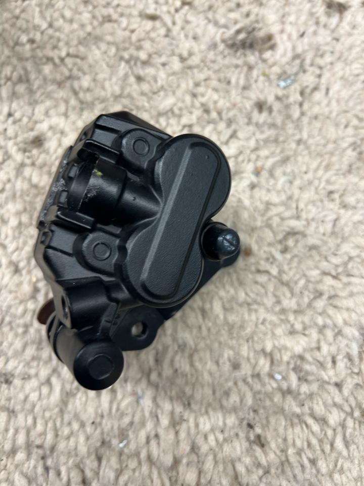Vespa gts 300 Bremssattel bremszange neuwertig 92€