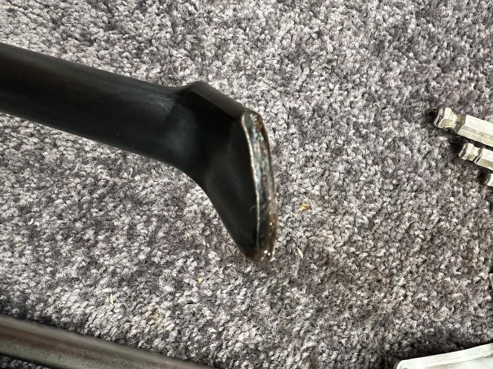 Aprilia RS 660 seitenständer komplett 70€