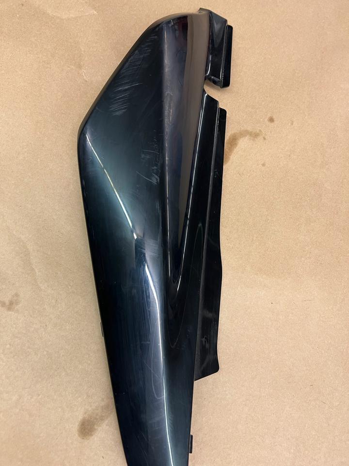 Honda xr 125 L Verkleidung hinten rechts 83500-KREA-9000