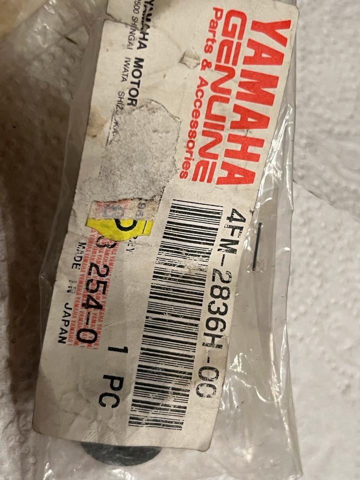 Yamaha YZF 750R SP 4FM-2836H-00 Halter bremsflüssigkeit Behälter