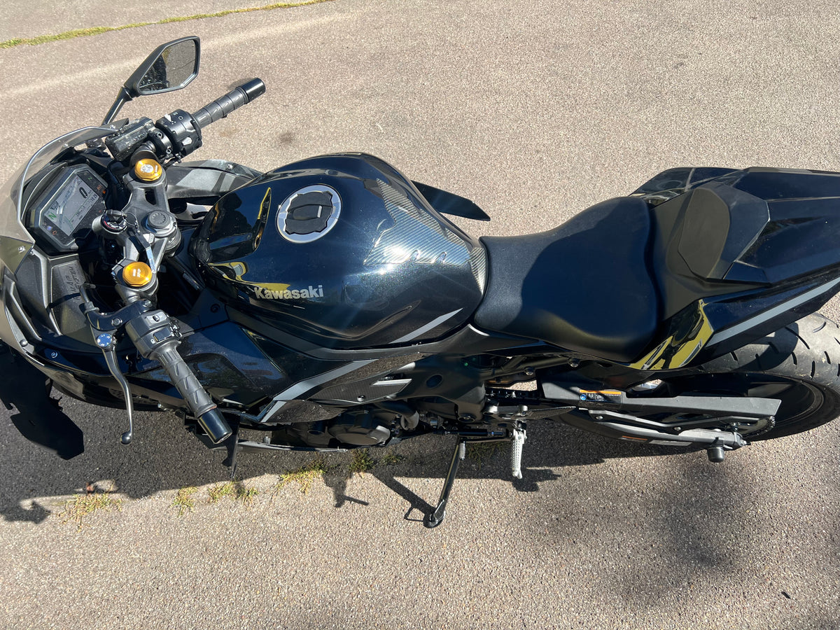 Kawasaki ZX4RR  von 2026 unfall 4500€