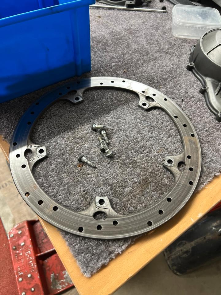 Ktm RC 125 200 390 Bremsscheibe vorne 60€