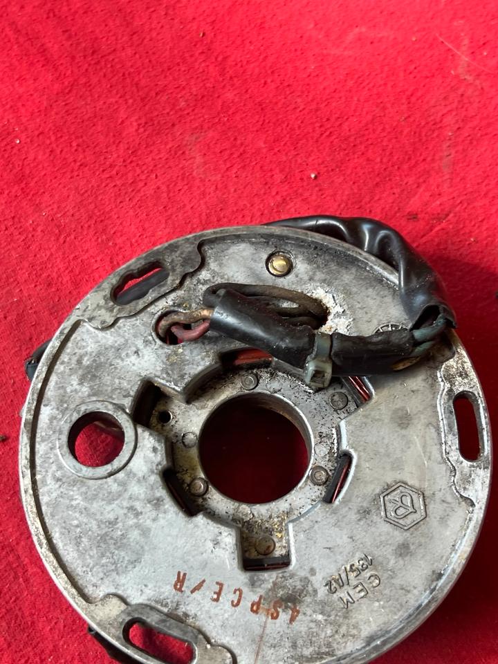 Vespa PX 125 200 Lichtmaschine Ankerplatte ohne Batterie