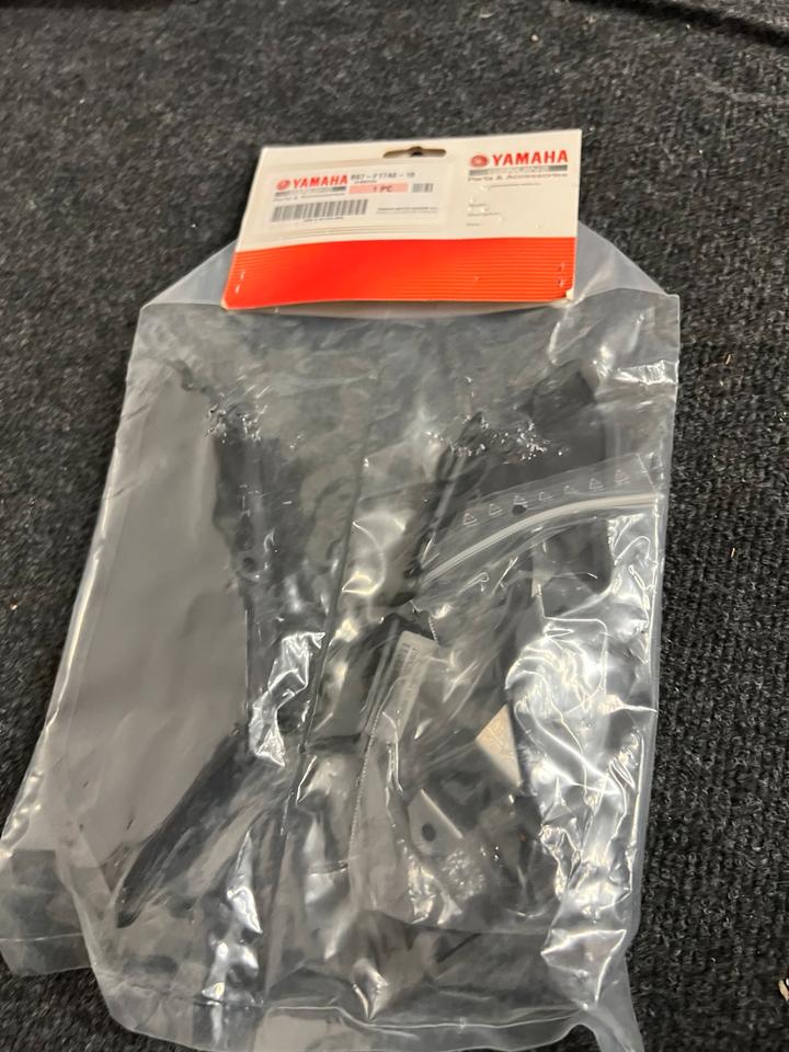 Yamaha MT10 handguard neu B67 - F17A0 - 10