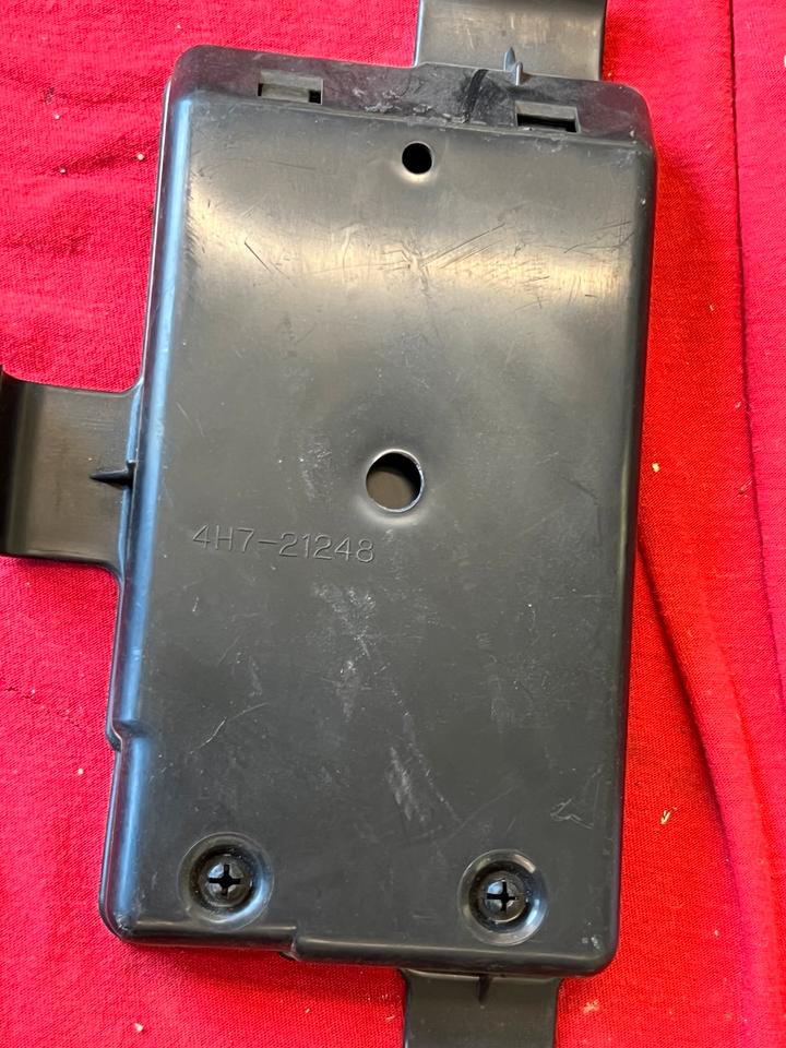 Yamaha xj 600 Werkzeug Fach 4H7-21248 neu 12€