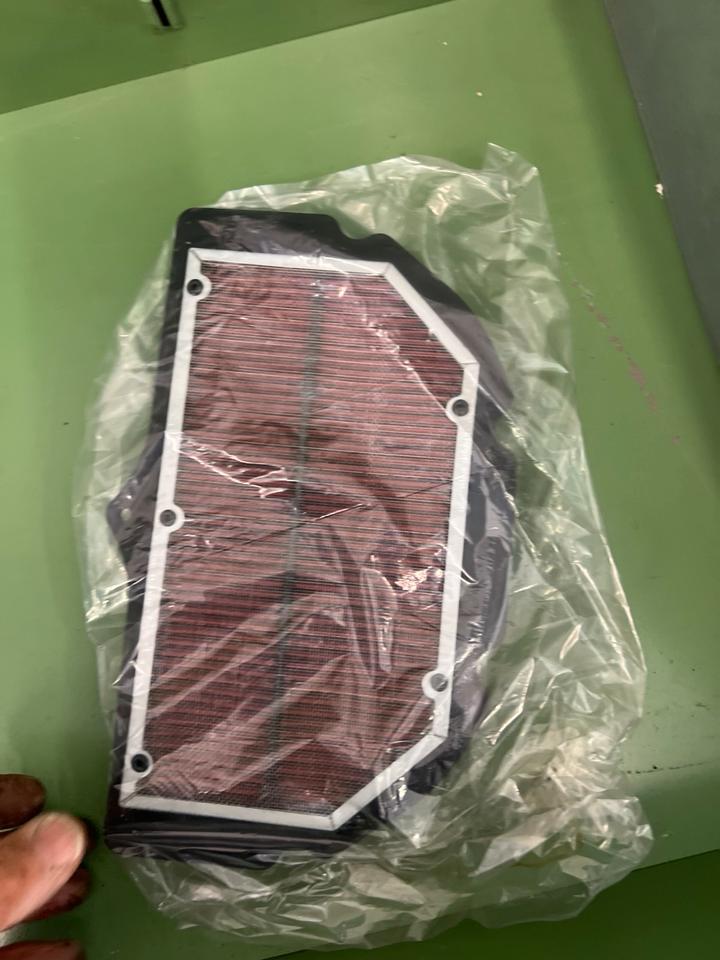 Suzuki GSXR 600 750 Luftfilter Orginal Suzuki 2000-2003 18€