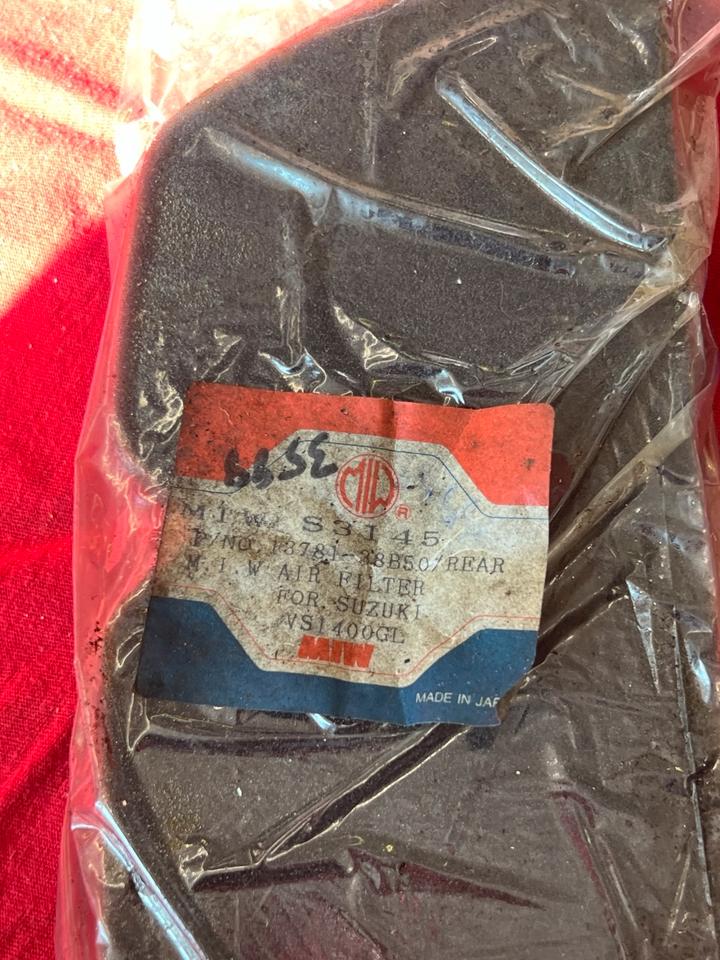 Suzuki VS 1400 Luftfilter 13781-38B50 hinten