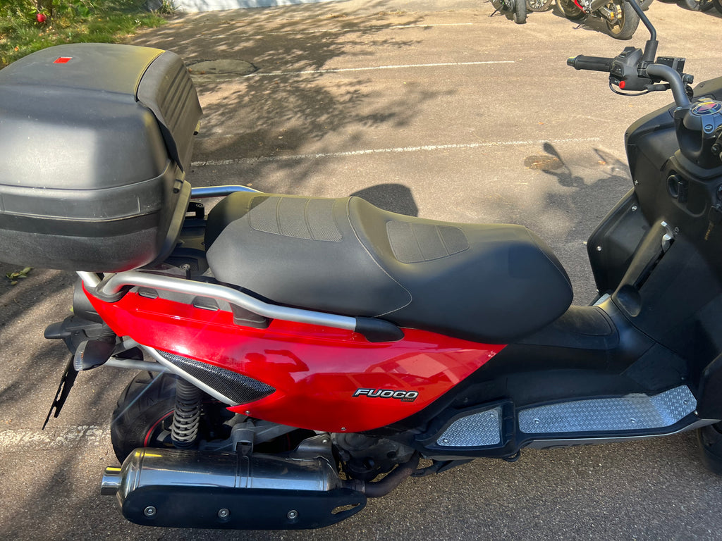 Gilera fuocco 500 wie Piaggio MP3 2650€