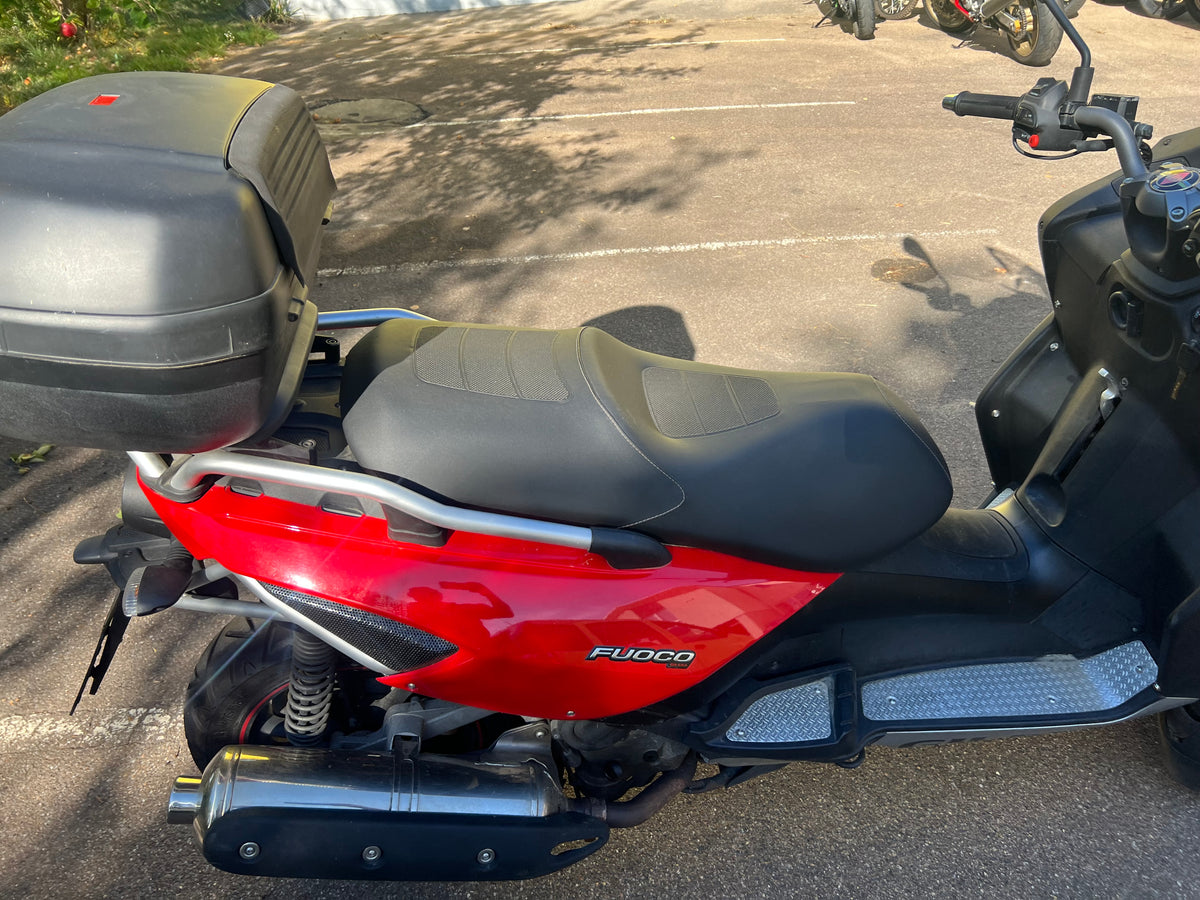 Gilera fuocco 500 wie Piaggio MP3 2650€