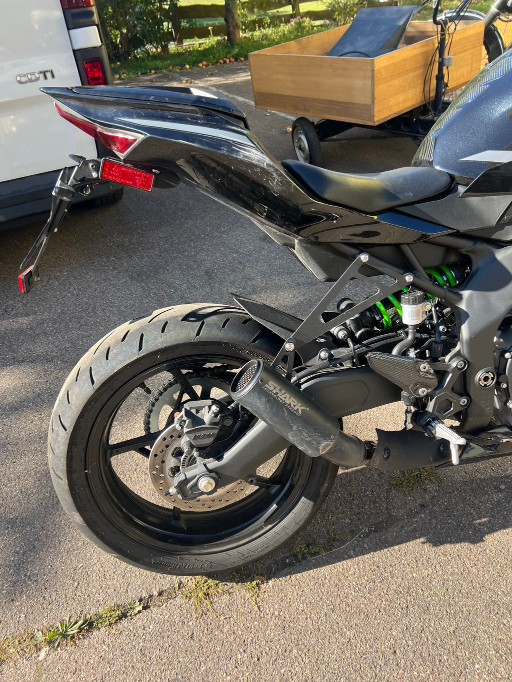Kawasaki ZX4RR  von 2026 unfall 4500€