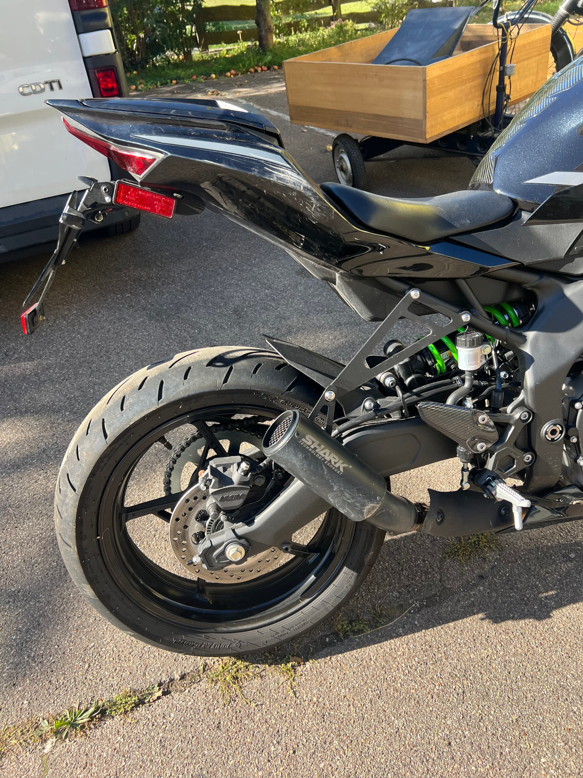 Kawasaki ZX4RR  von 2026 unfall 4500€