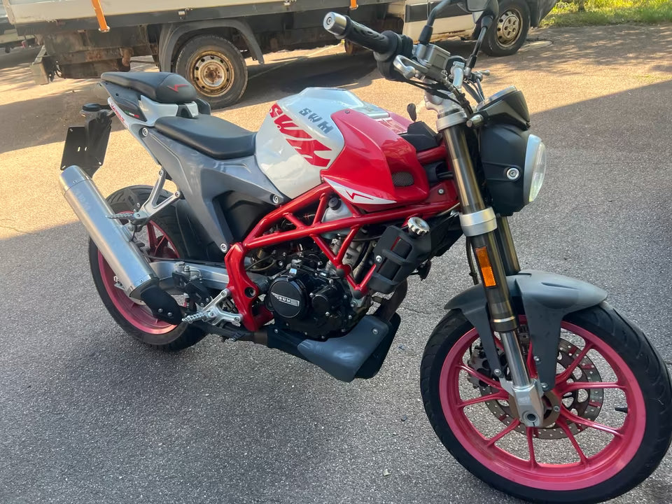 SWM 125 Varez